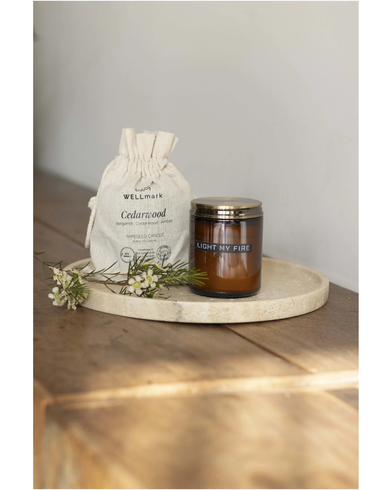 Bougie parfumée verre recyclé bois de cèdre à personnaliser - 2