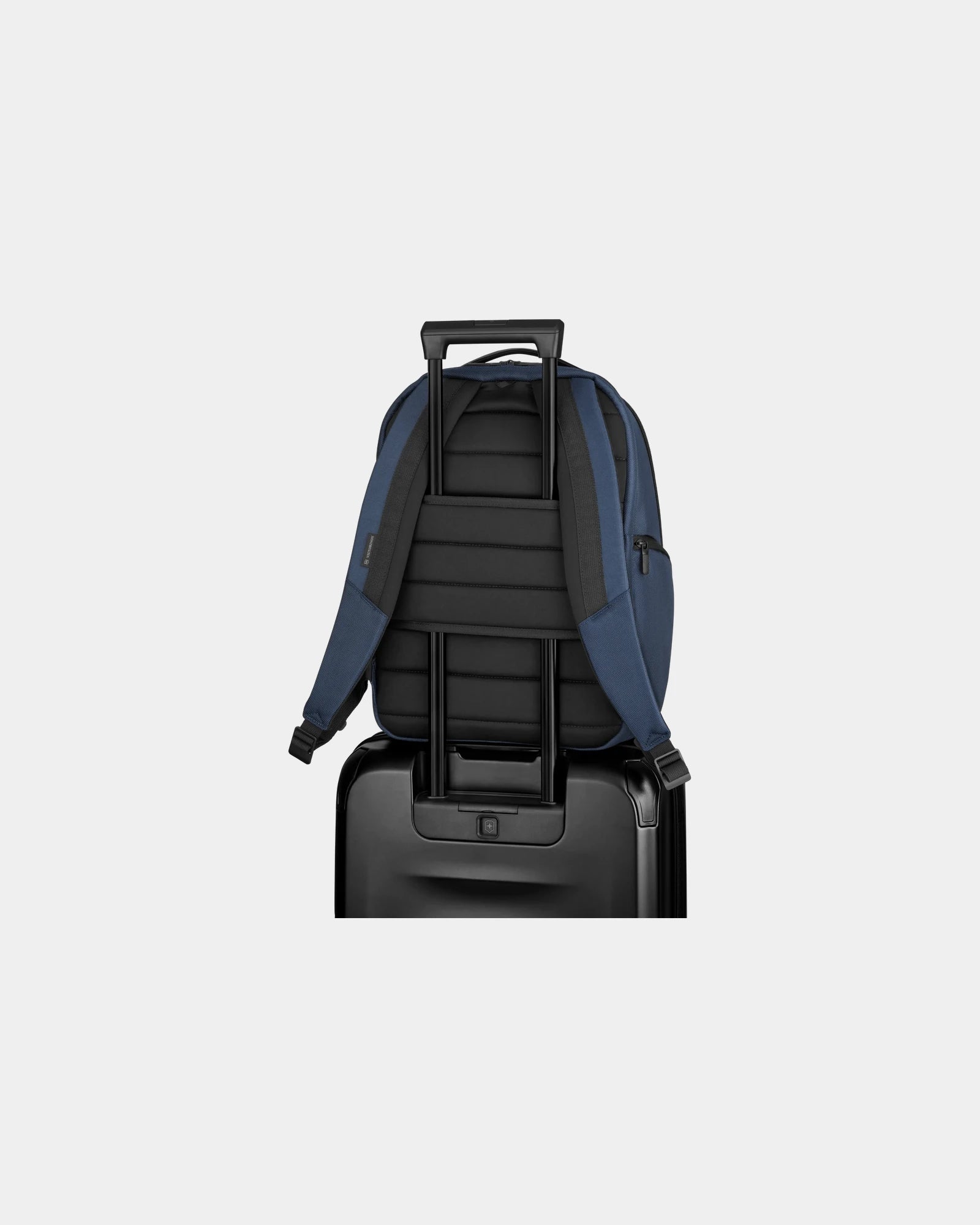 Sac à dos polyester Victorinox Essential à personnaliser - 2