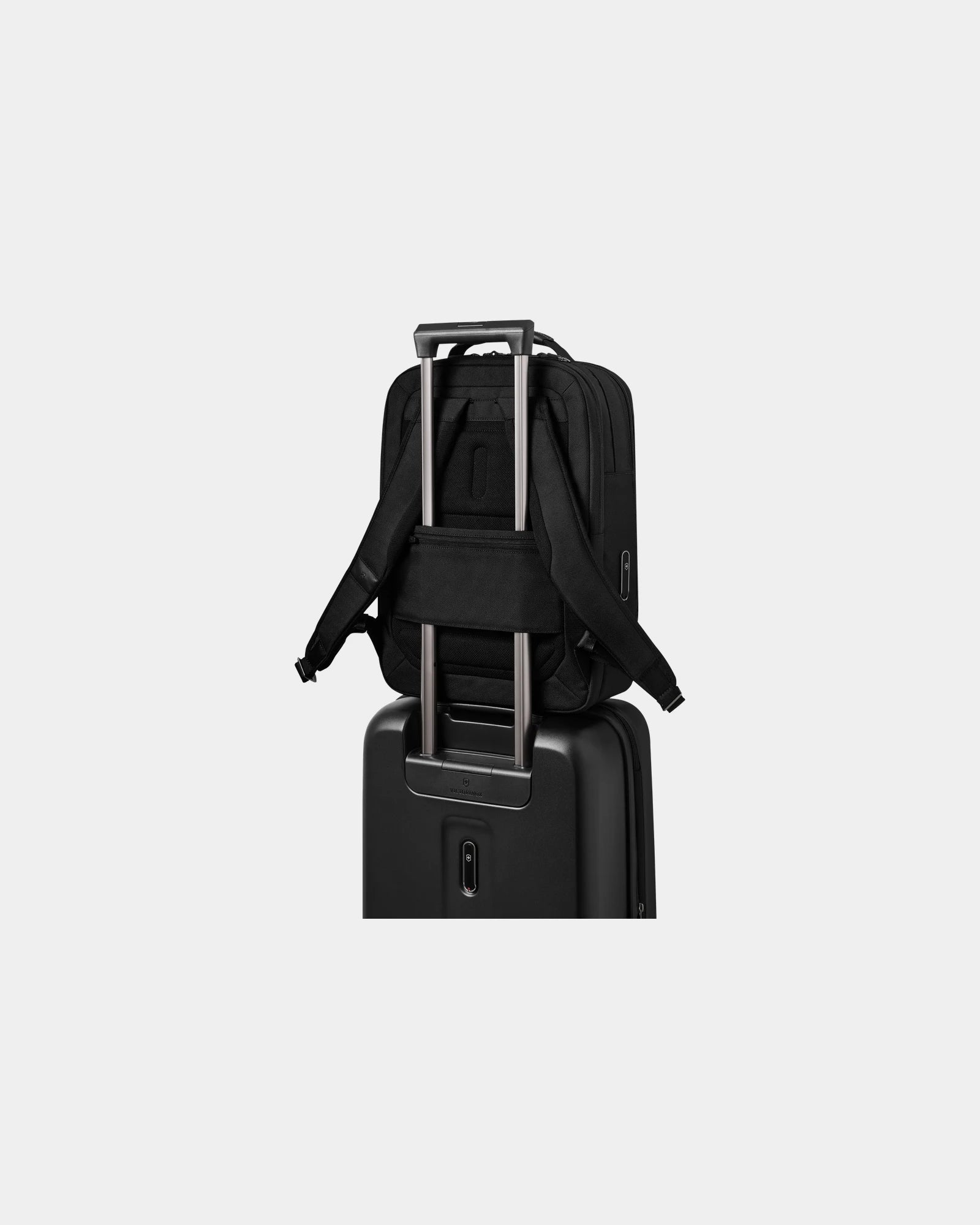 Sac à dos nylon Victorinox Mythic Deluxe à personnaliser - 10