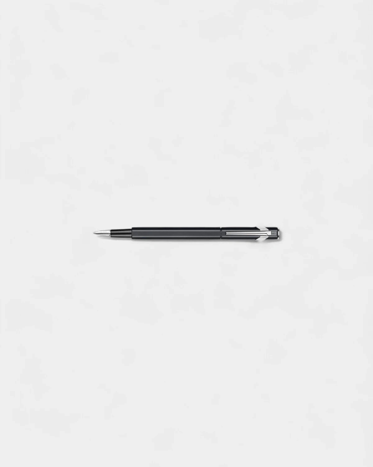 stylo-bille-caran-dache-plume-a-personnaliser18