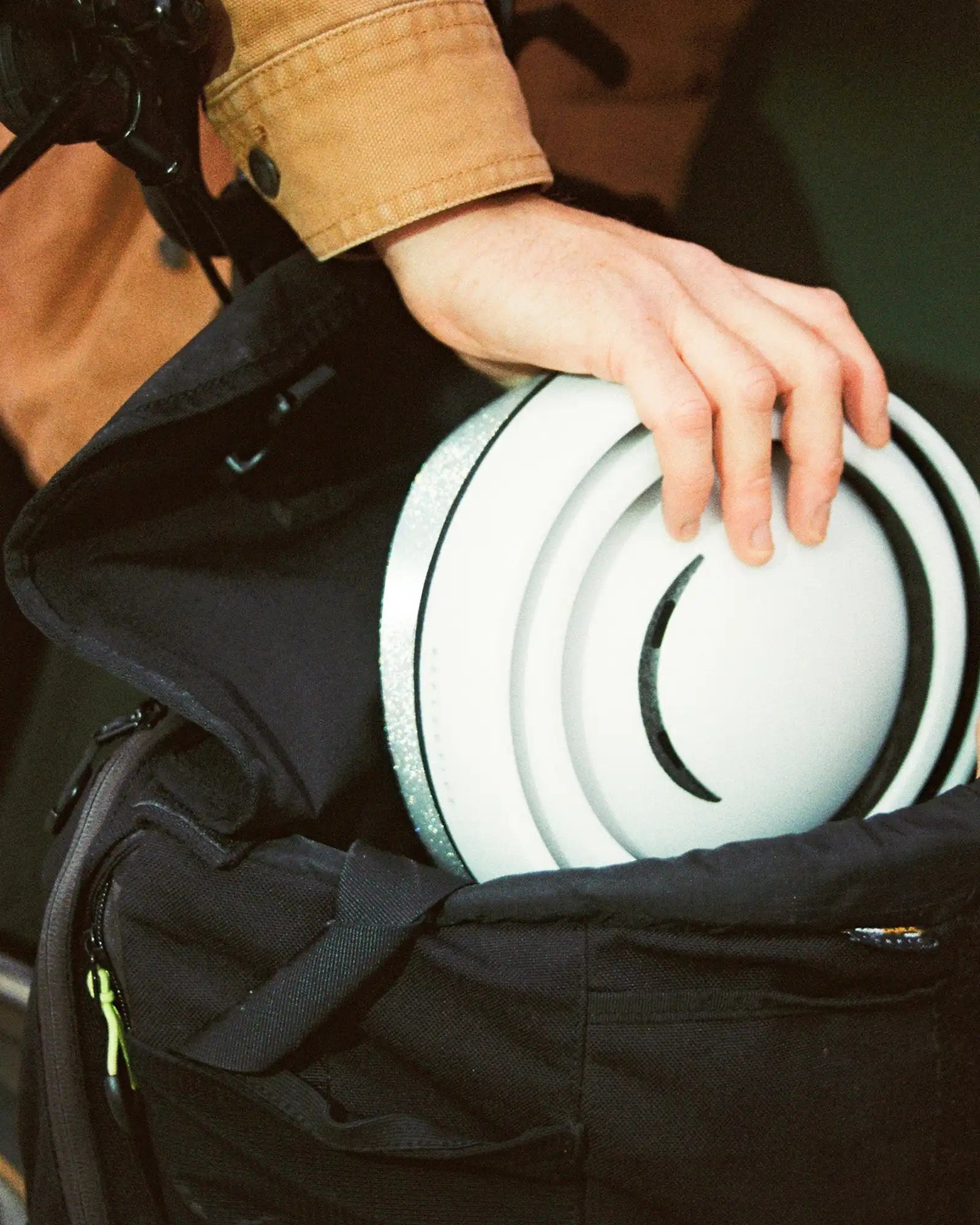 Casque léger Closca Loop Reflective Medium à personnaliser - 13