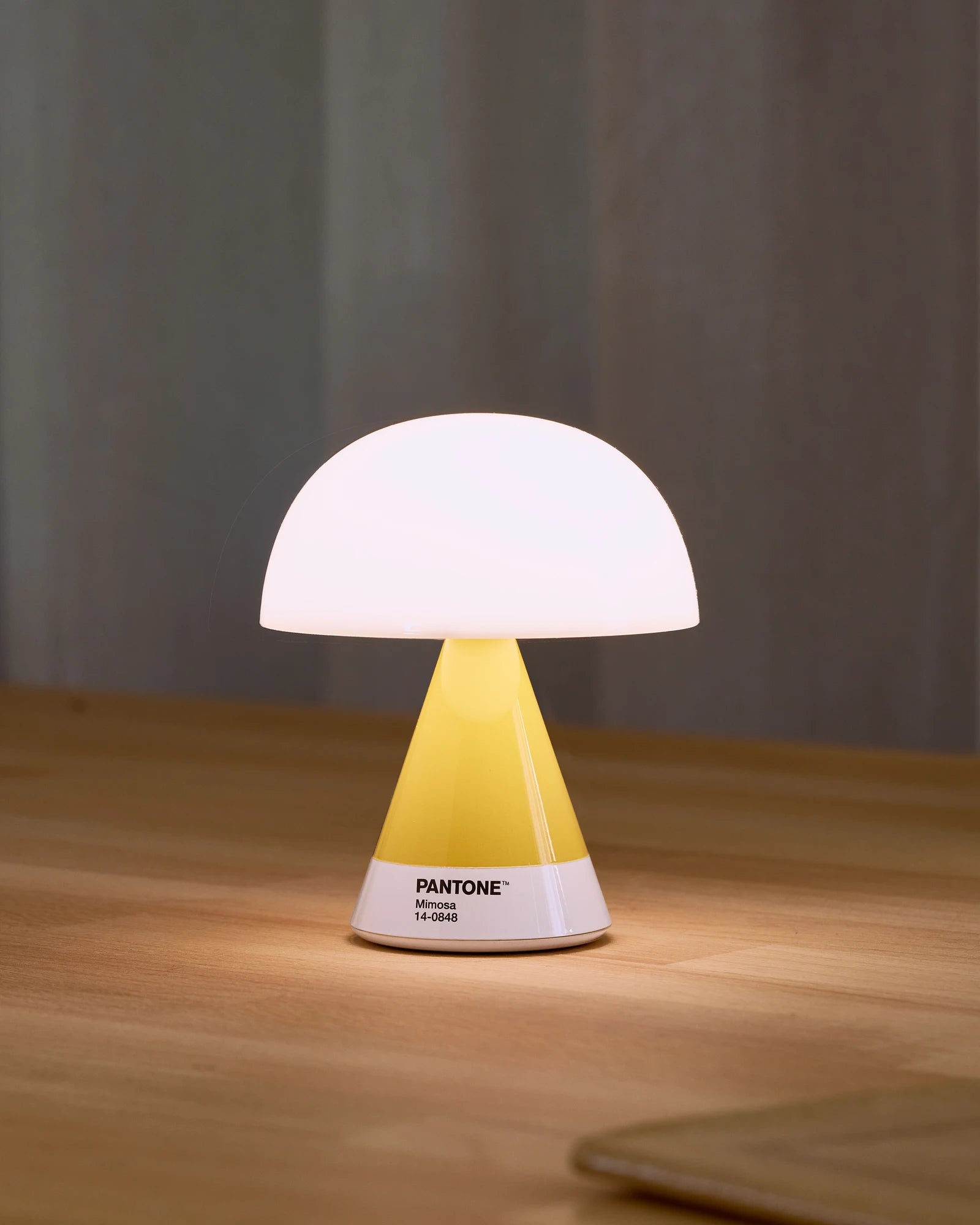 Lampe LED portable Lexon MIMOSA à personnaliser - 6