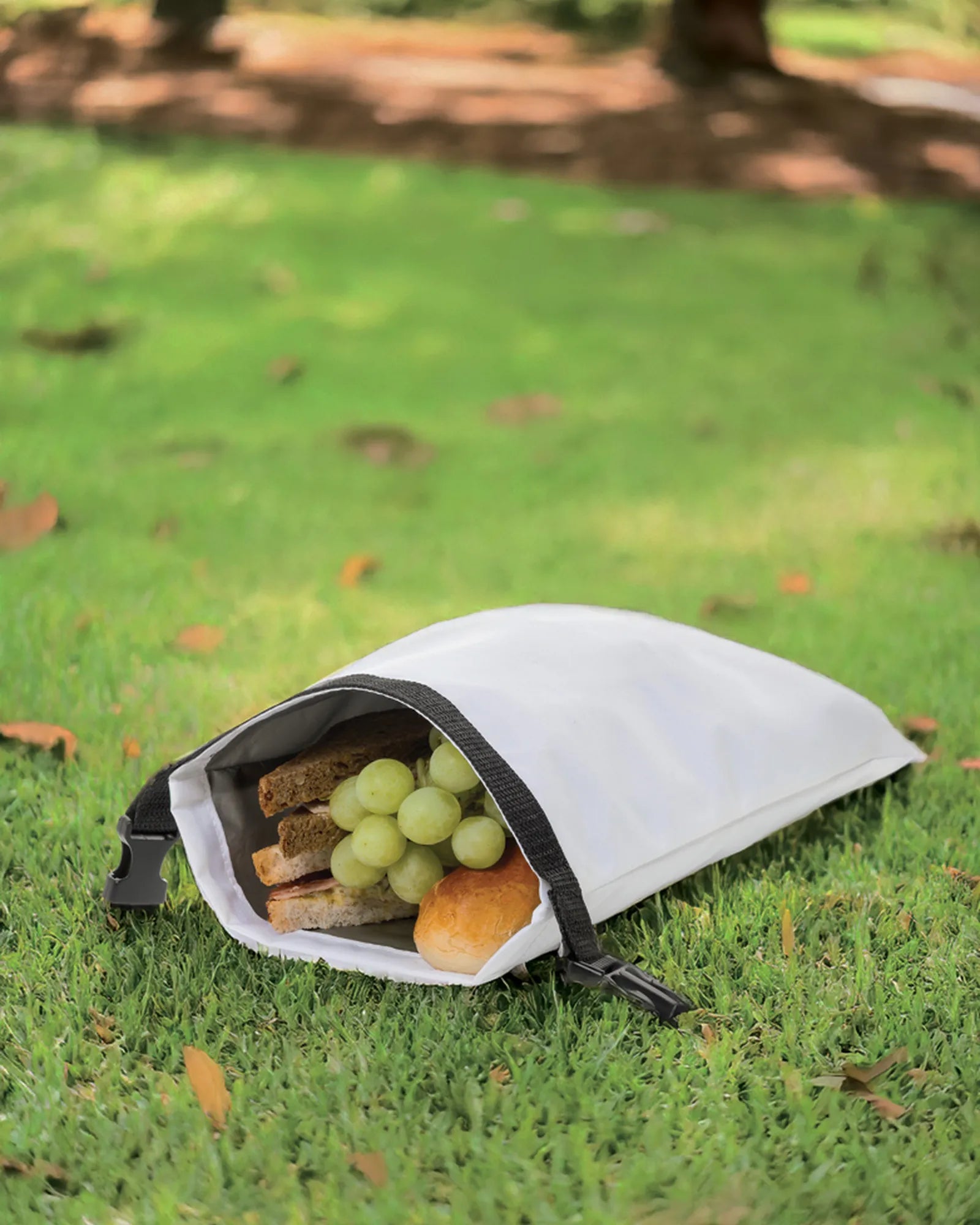 Sac isotherme rPET AWARE™ 30x20 cm à personnaliser - 12