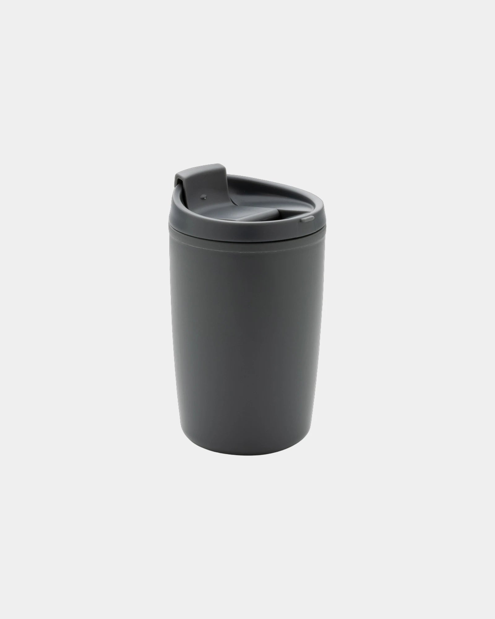 Mug PP recyclé GRS avec couvercle à bascule à personnaliser - Gris