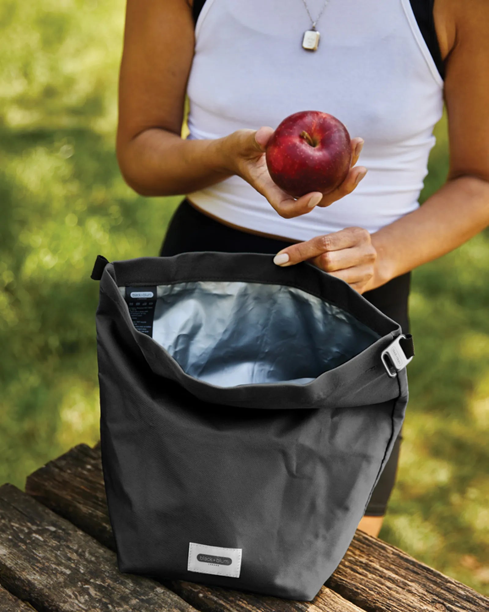 Sac lunch isotherme rPET Black + Blum 6,7L à personnaliser - 9