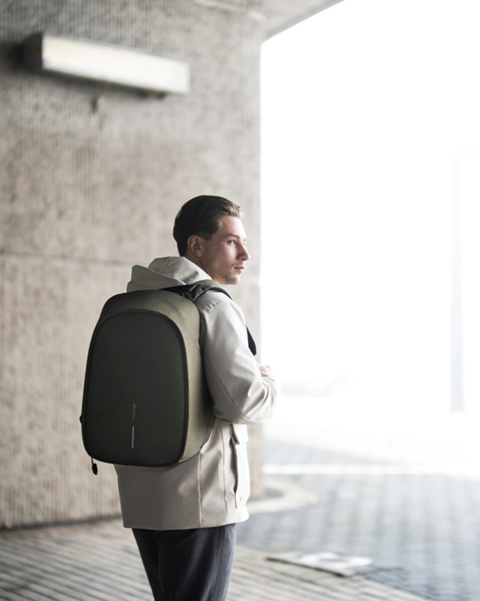 Sac à dos antivol rPET Bobby Hero Small à personnaliser - 47