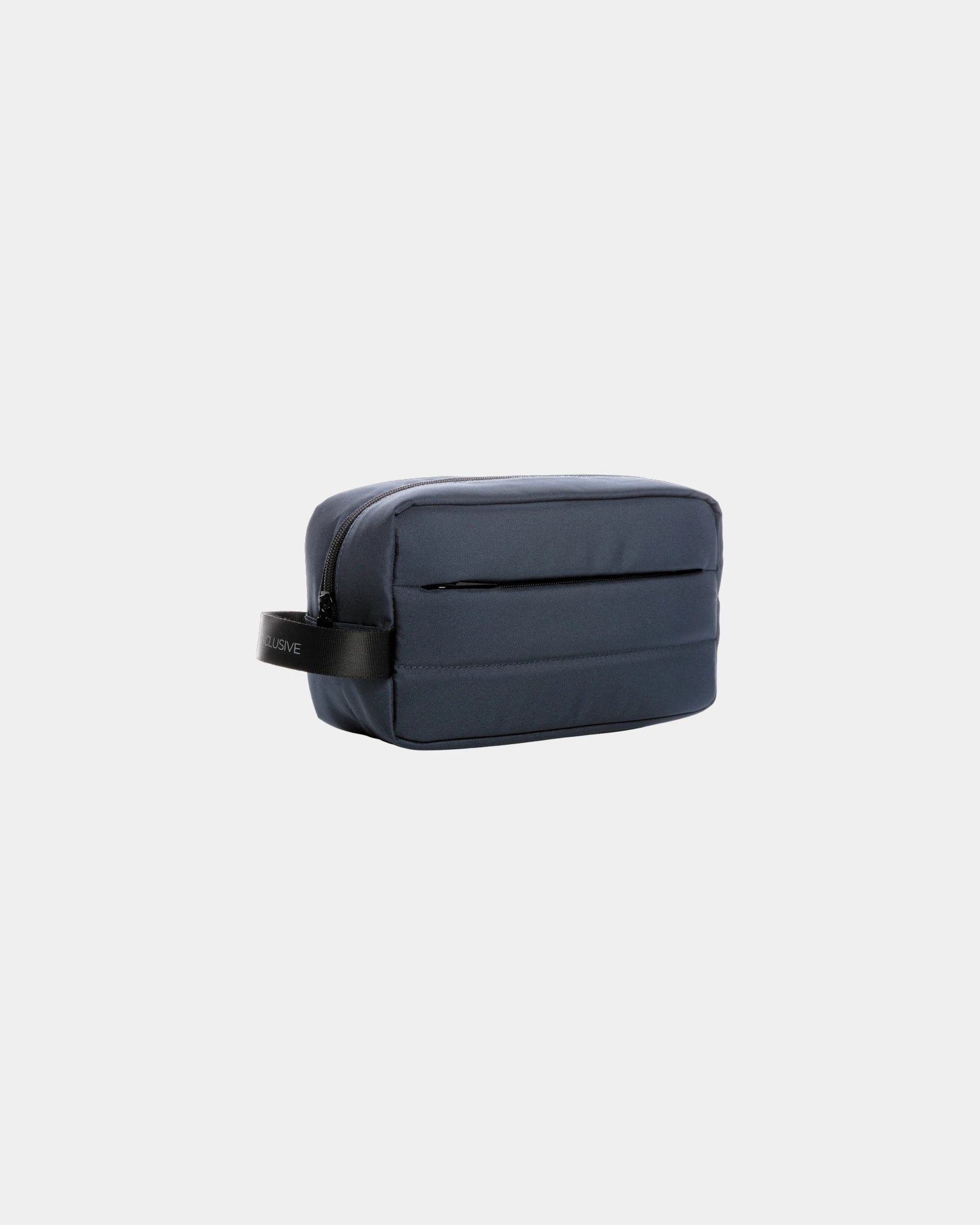 Trousse de toilette rPET AWARE™ à personnaliser - Bleu Marine