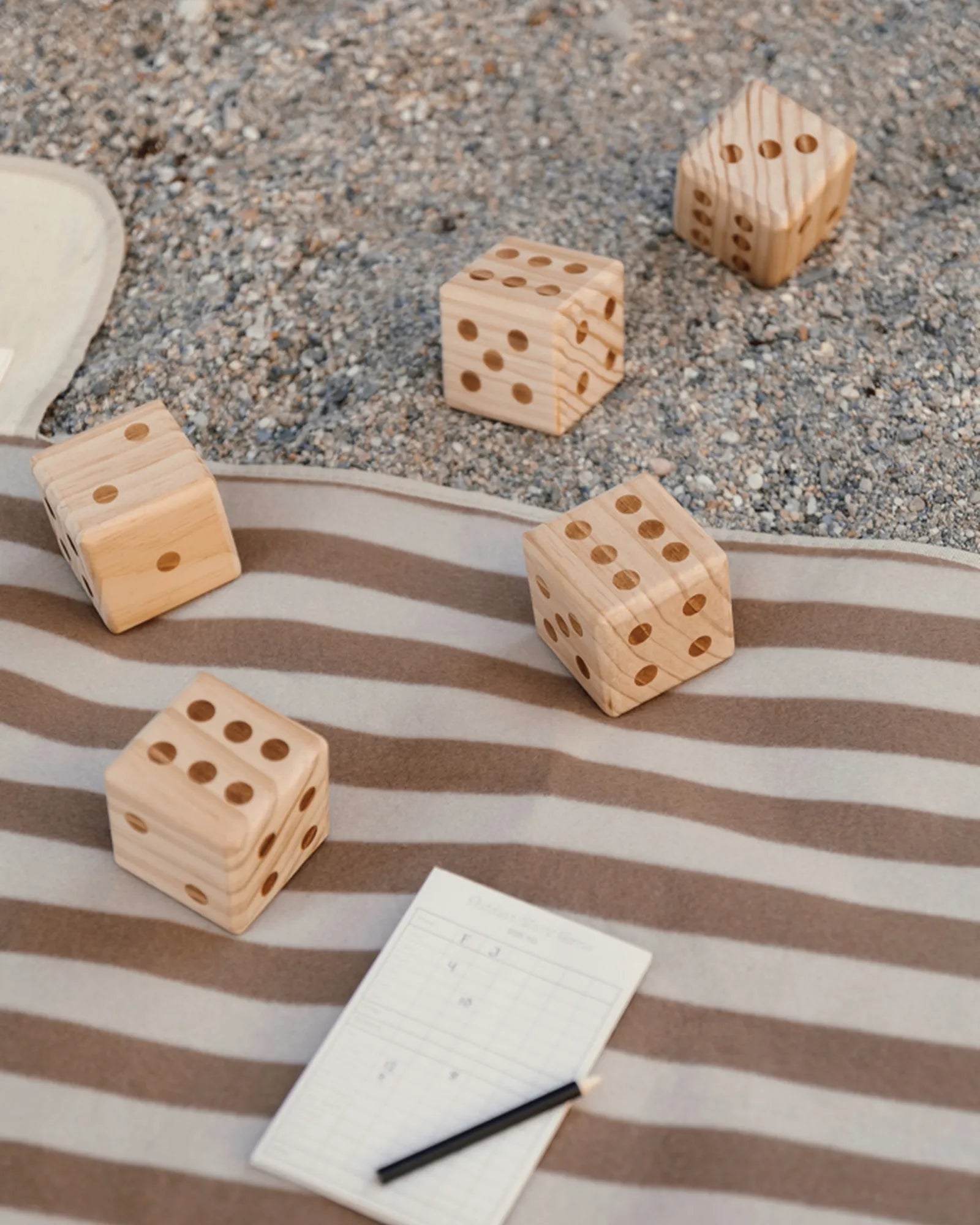 Jeu de dés en bois FSC Vinga à personnaliser - 2
