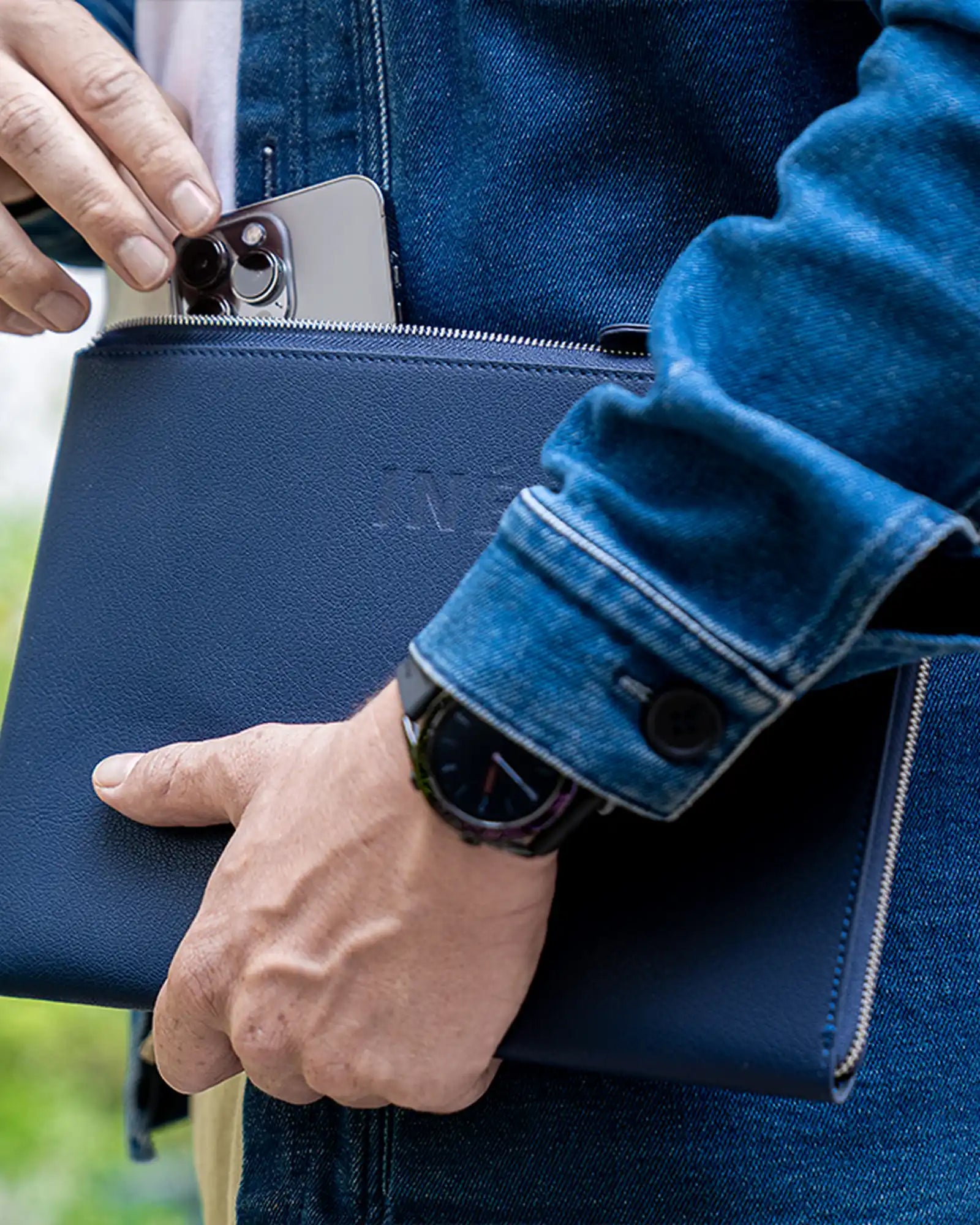 Pochette cuir recyclé INE 14/15" à personnaliser - 3