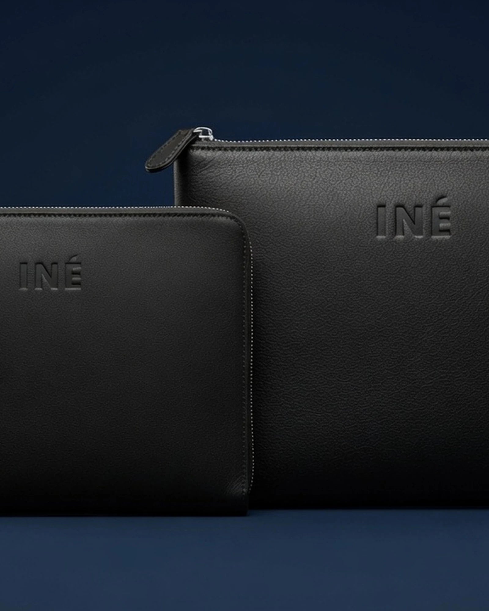 Pochette cuir recyclé INE 10/11" à personnaliser - 13